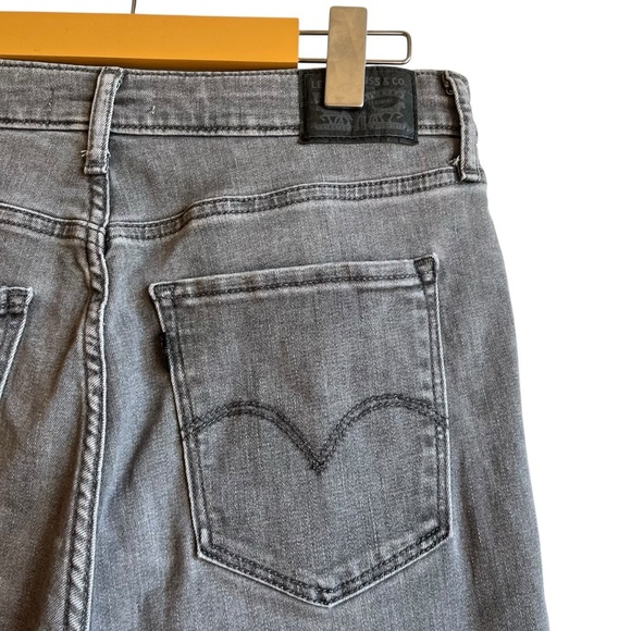Levi’s 721 High Rise Skinny Grey Granite Jeans Size 31 Hemmed - Picture 11 of 15